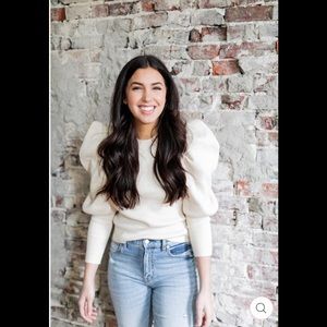 ASTR ELINA PUFF SLEEVE SWEATER SZ XS CREAM